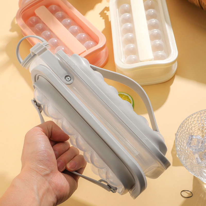 Stampo per Cubetti di Ghiaccio - Portable Bottle Warmer recensione e prezzo